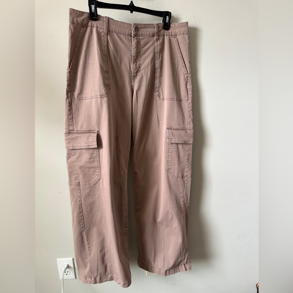 Wild Fable Women’s Cargo Pants in dusty pink